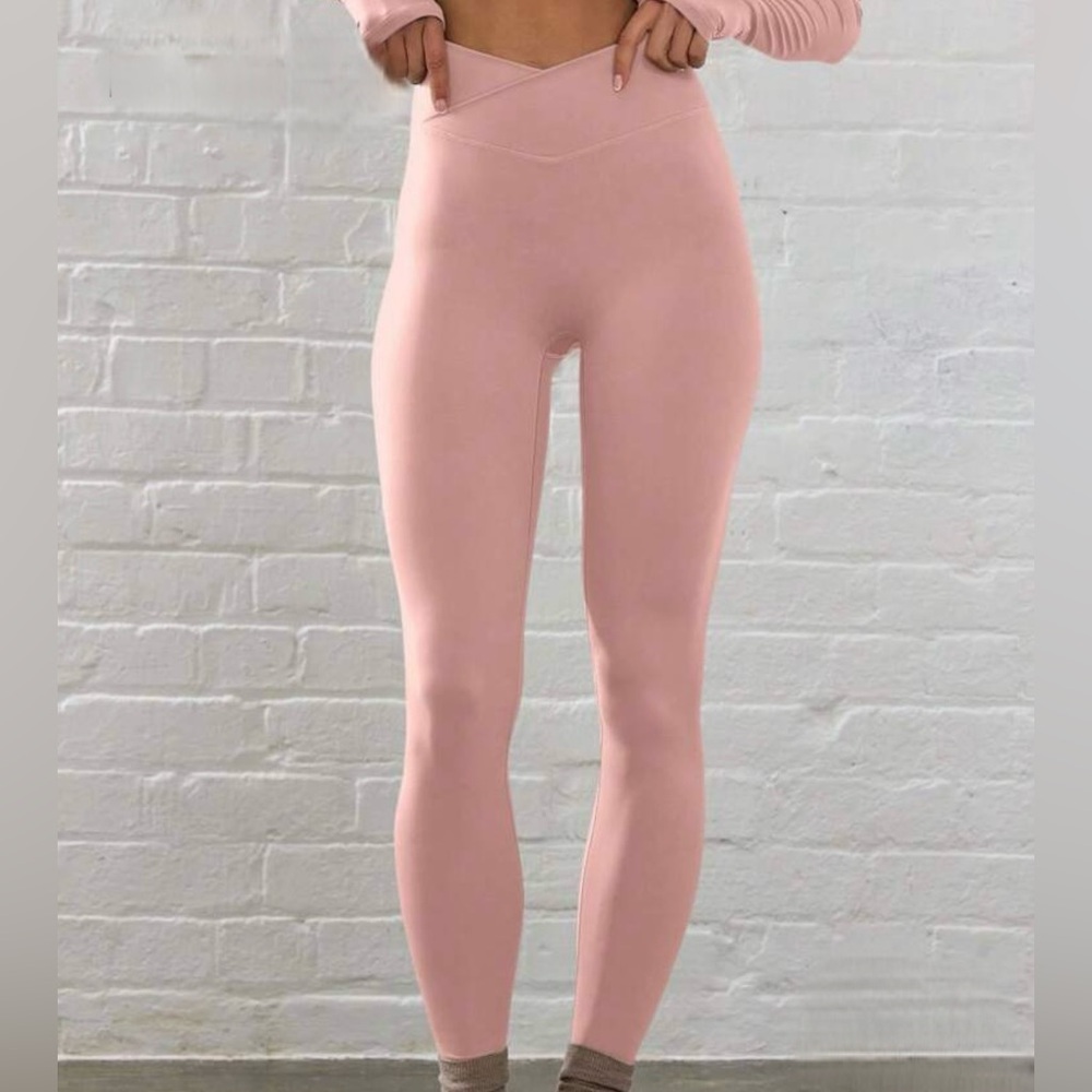 High-Waisted Pink Leggings